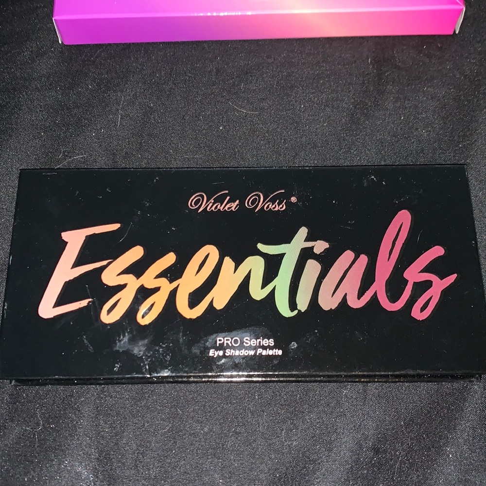 Makeup palette